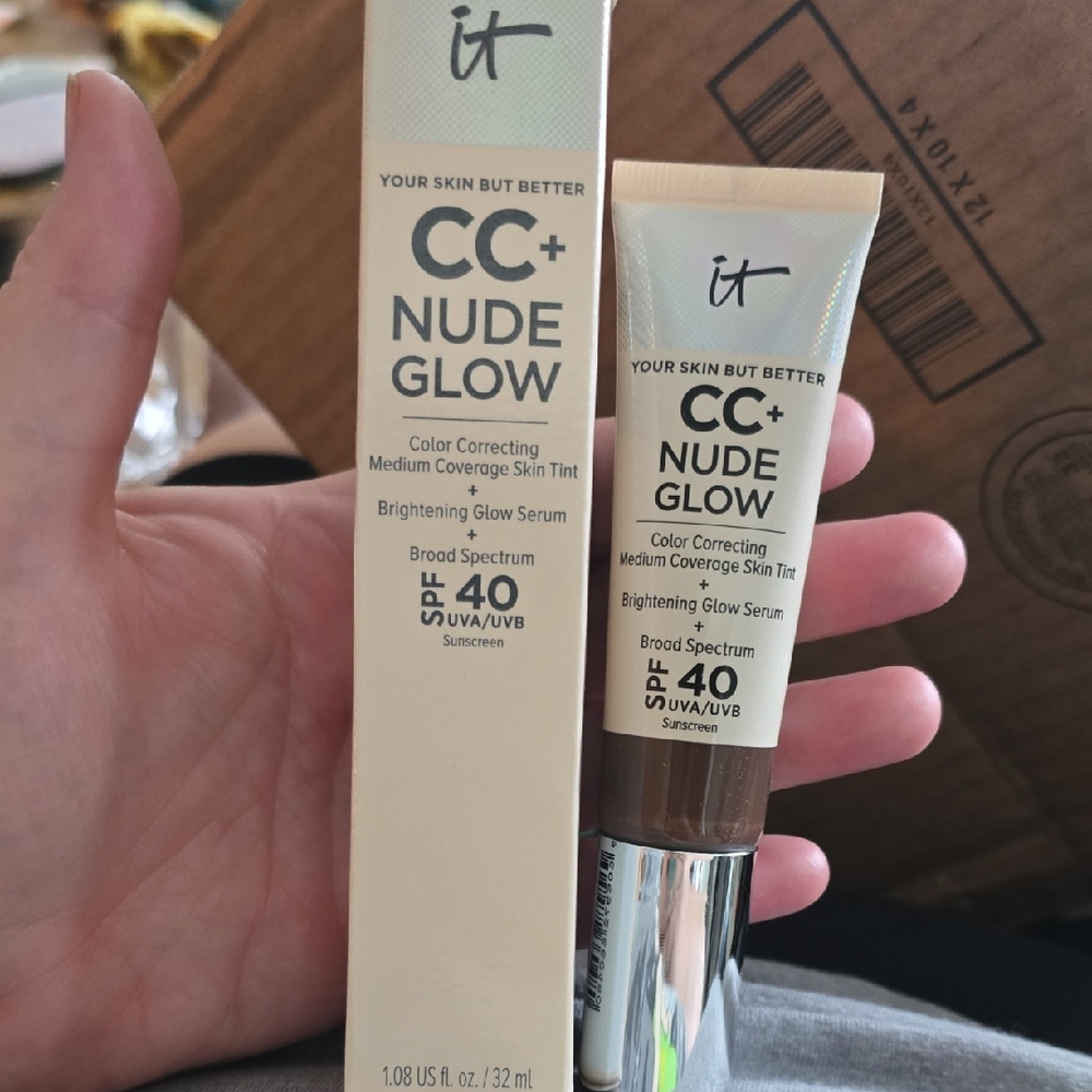 IT Cosmetics Cream Foundation CC+ Glow
